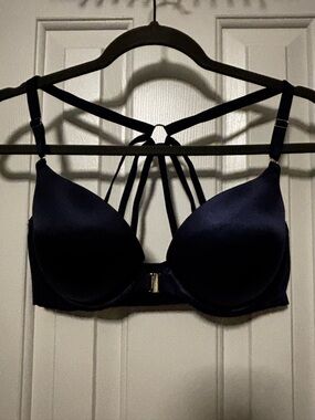 Victoria's Secret Navy Strappy Push-Up Bra